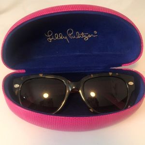 Tortoise shell and pink Lilly Pulitzer sunglasses